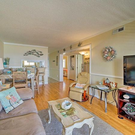 캐롤라이나비치 Breezy Beach Retreat With 180-Degree Ocean Views! 아파트 외부 사진