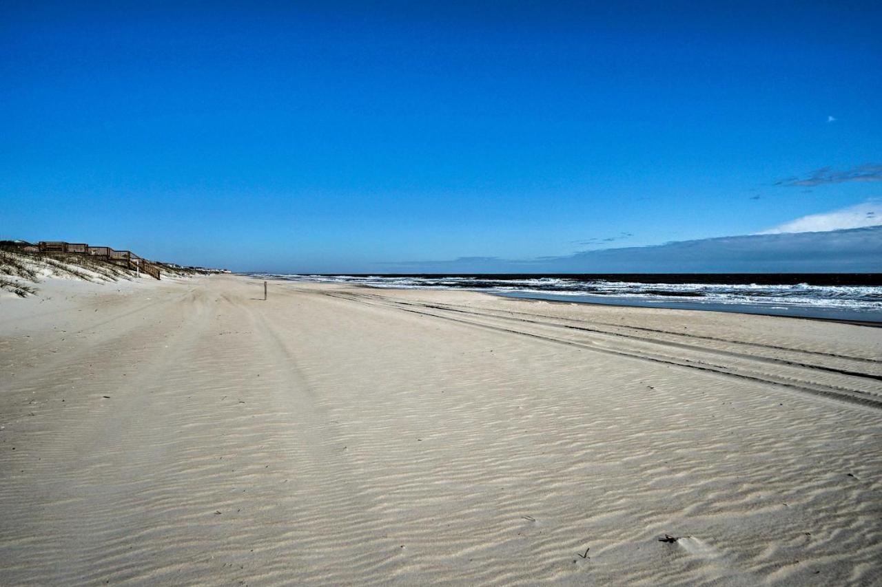 캐롤라이나비치 Breezy Beach Retreat With 180-Degree Ocean Views! 아파트 외부 사진
